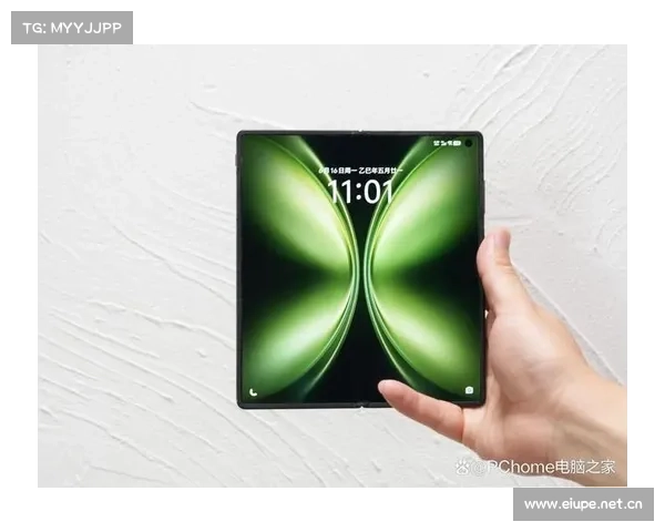 【前沿】vivoXFold5真机局部照曝光 豪车同款翠绿色？